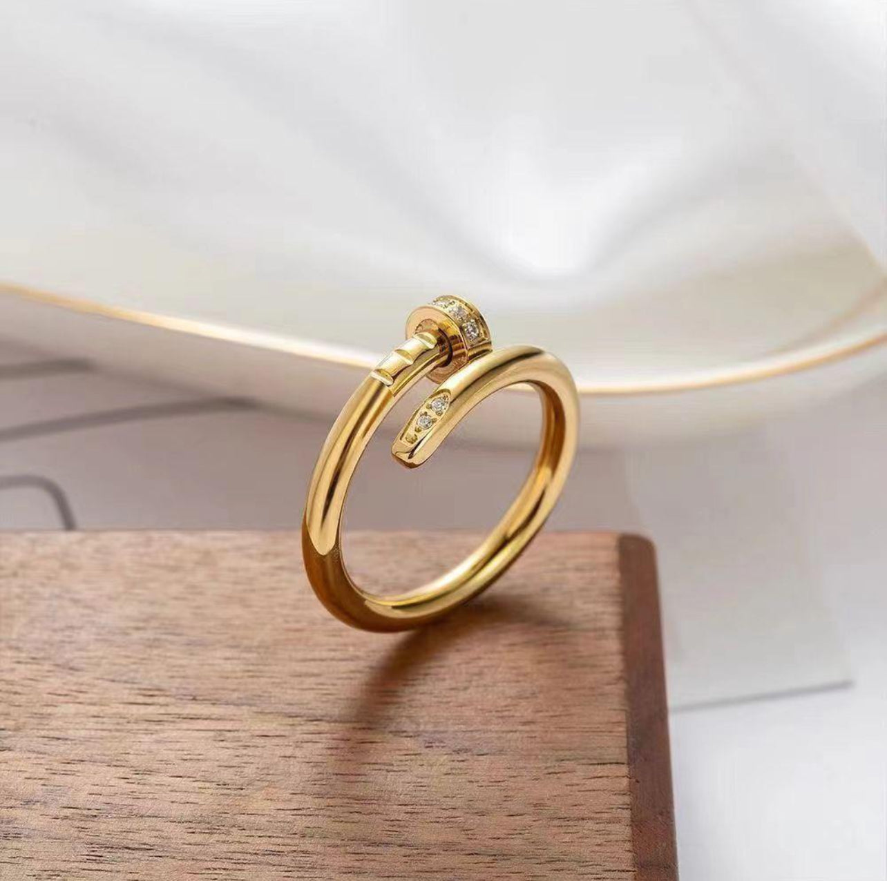 Anello Cartier Gold