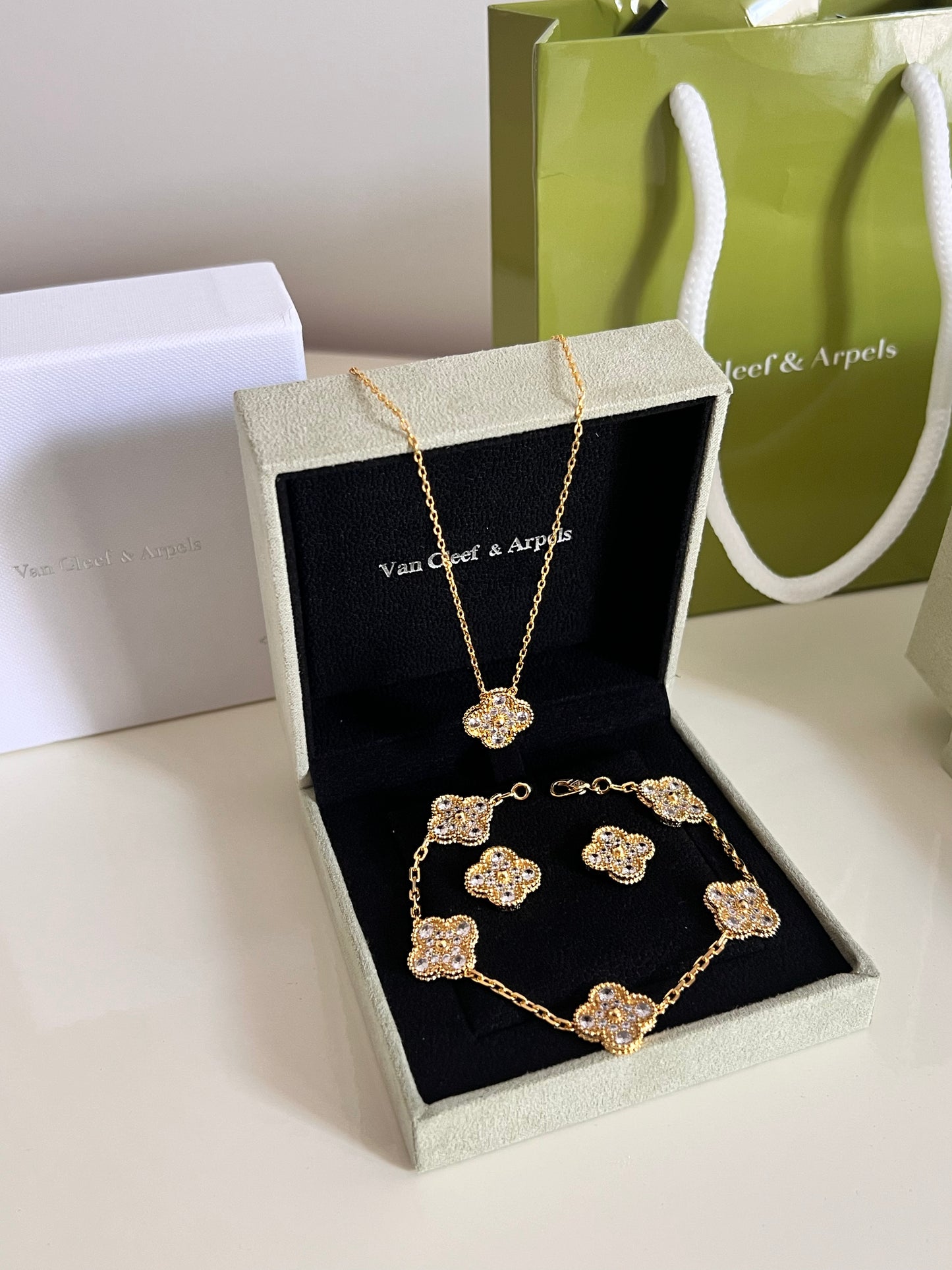 Set Van Cleef & Arpel